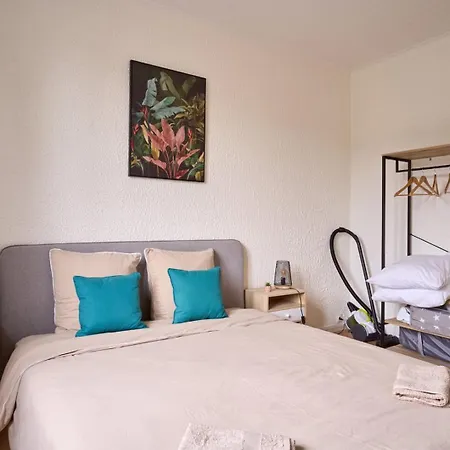 Cosy T1 With Garage Near Cdg | By Airnest * Le Blanc-Mesnil